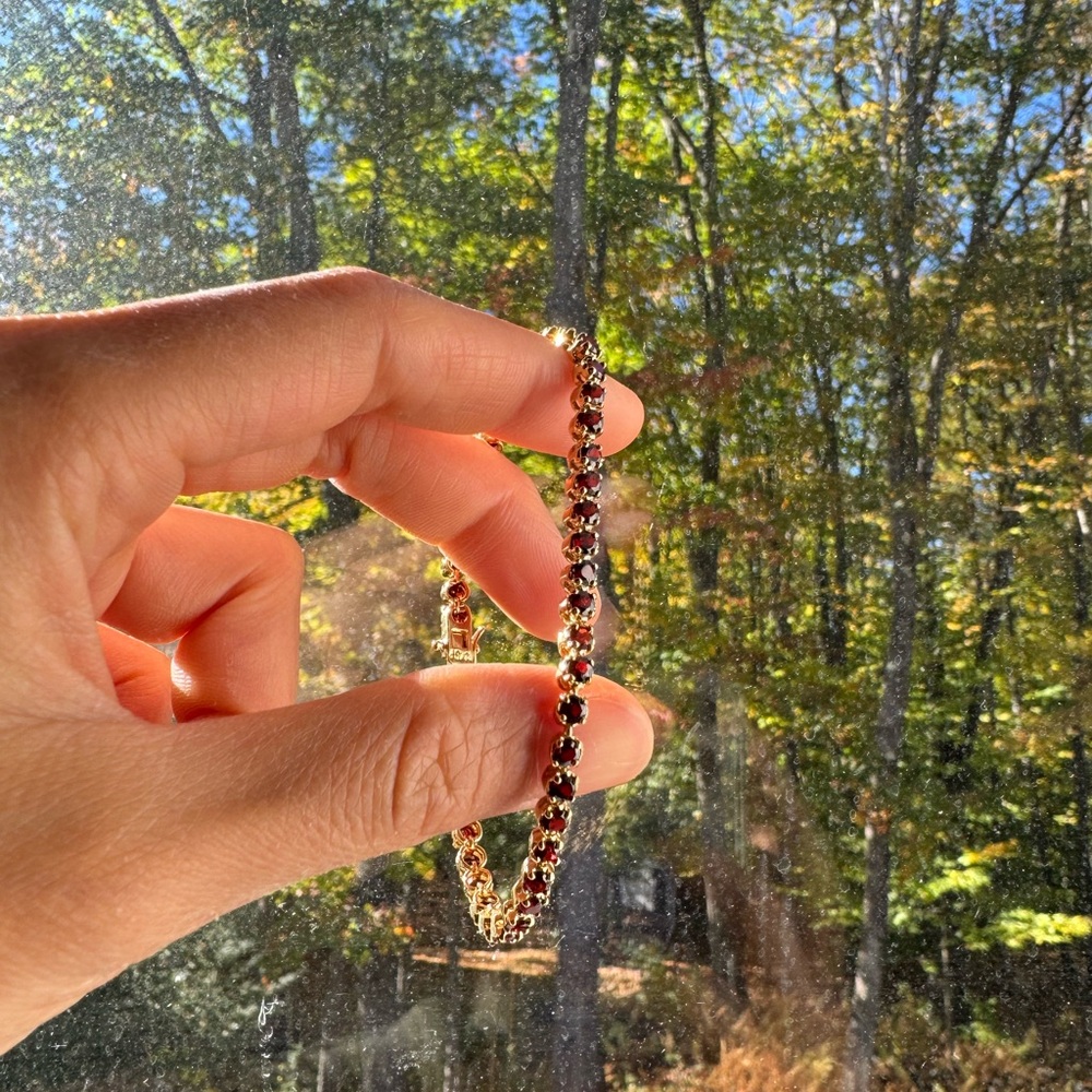 Women's Garnet Tennis Bracelet 7.5"
